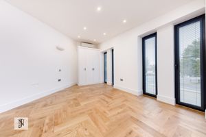 Photo 6- click for photo gallery